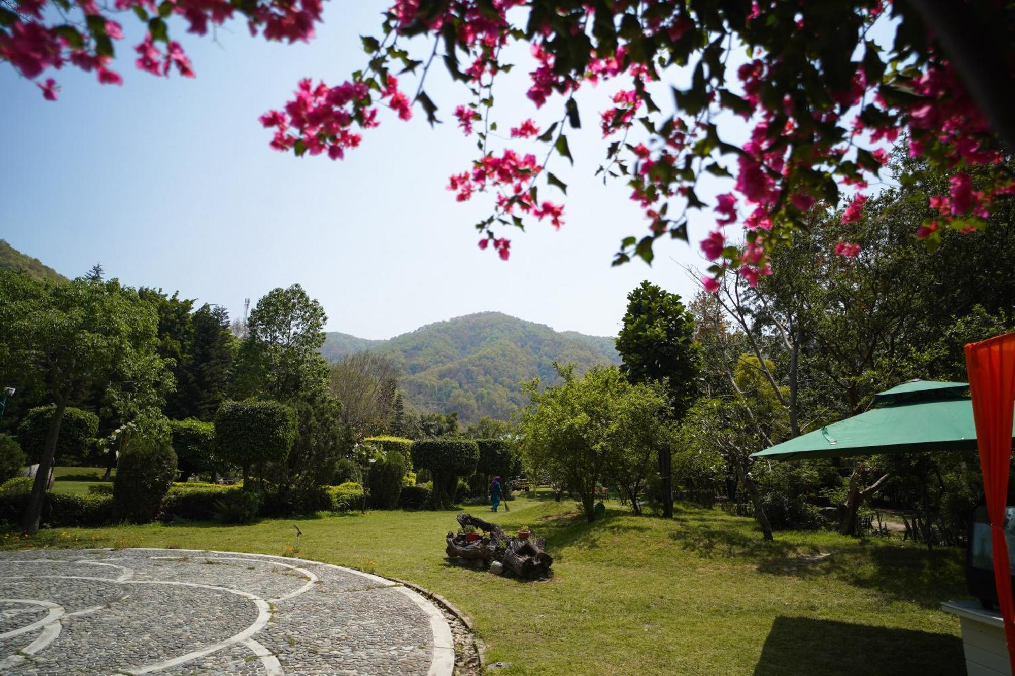 The Solluna Resort Garjia Kültér fotó